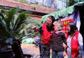 97岁的郭婆婆有二十多个“幺儿”