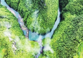 彭水阿依河：赏峡谷风光 享清凉时刻